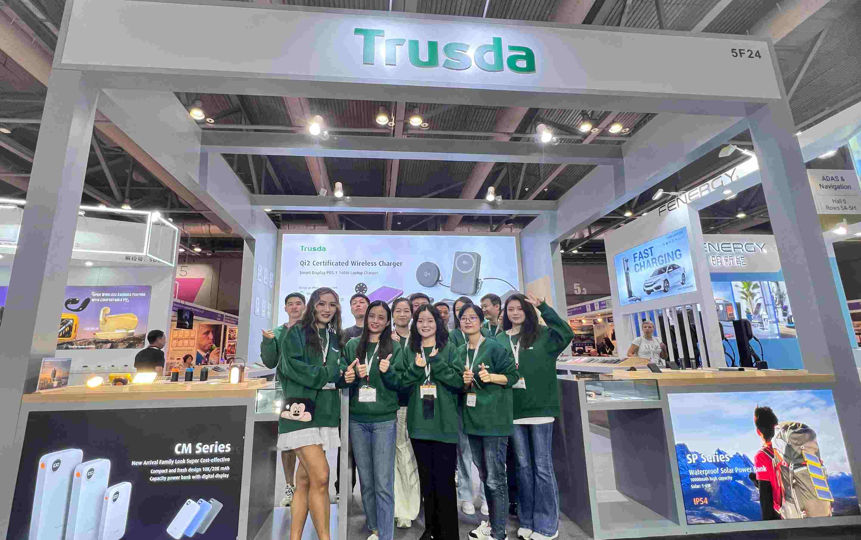 Celebrating Trusda Team's Return from 2024 Global Sources Consumer Electronics Show in HK